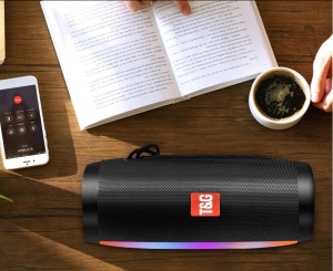 Glosnik-Bluetooth-BOOMBOX-Mobilny-USB-RADIO-LED-MP3-Bezprzewodowy-Przenosny-Funkcje-odbieranie-polaczen-odpornosc-na-zachlapanie-odtwarzanie-plikow-audio-radio-FM-tryb-glosnomowiacy-wbudowany-mikrofon.jpg