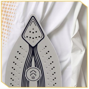 Zelazko-parowe-2200-W-z-powloka-stopa-ceramiczna-mocne-Kolor-dominujacy-czerwony.jpg