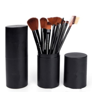 ZESTAW PROFESJONALNYCH PĘDZLI DO MAKIJAŻU 12 SZTUK